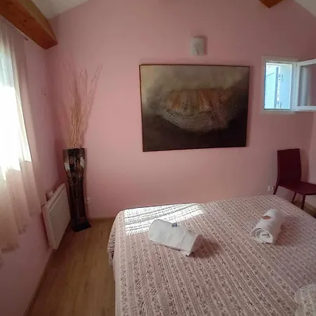 Village House Nyaraló Felce